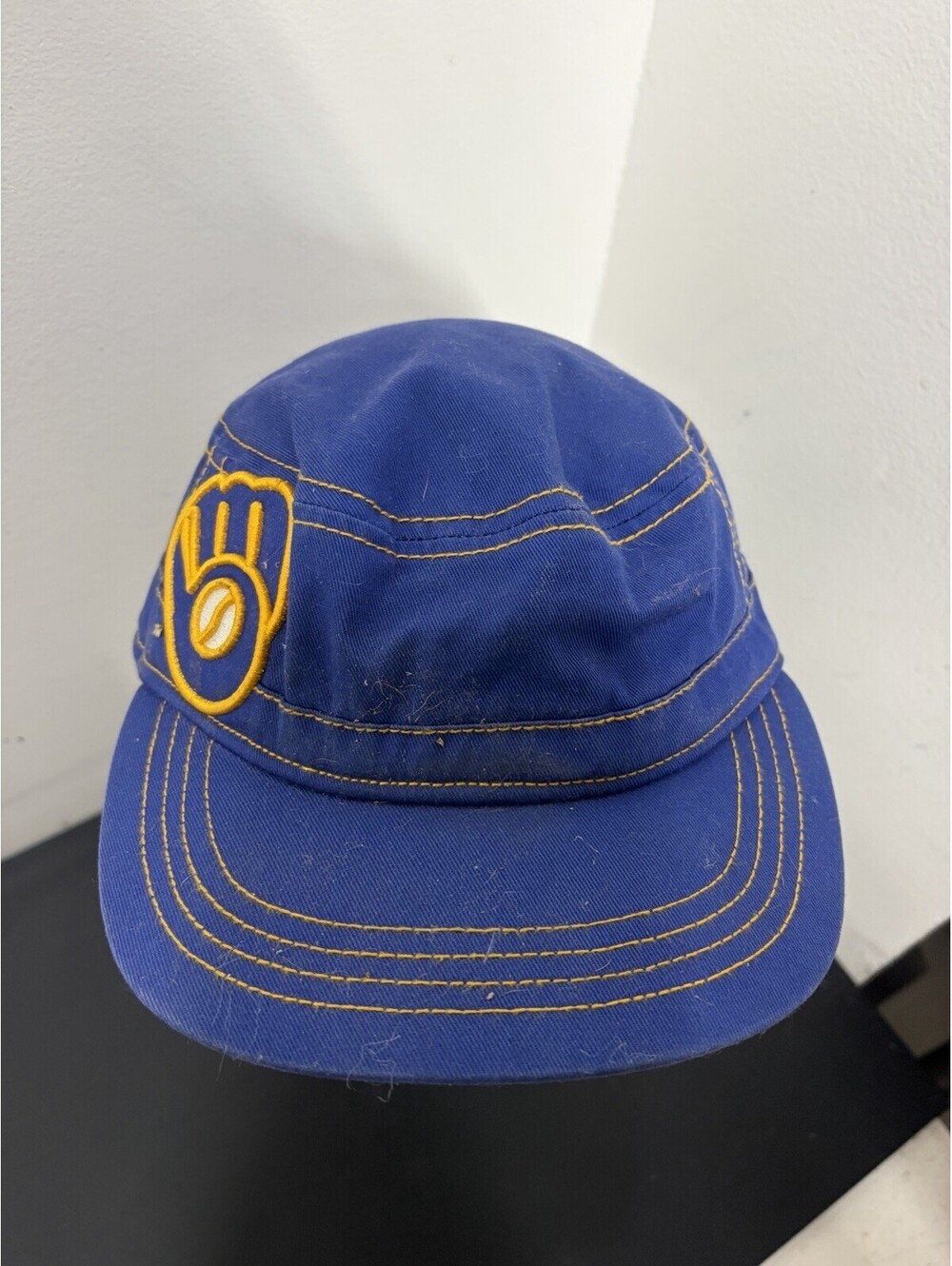 VINTAGE MLB Milwaukee Brewers Women’s Painters Style Hat By New Era